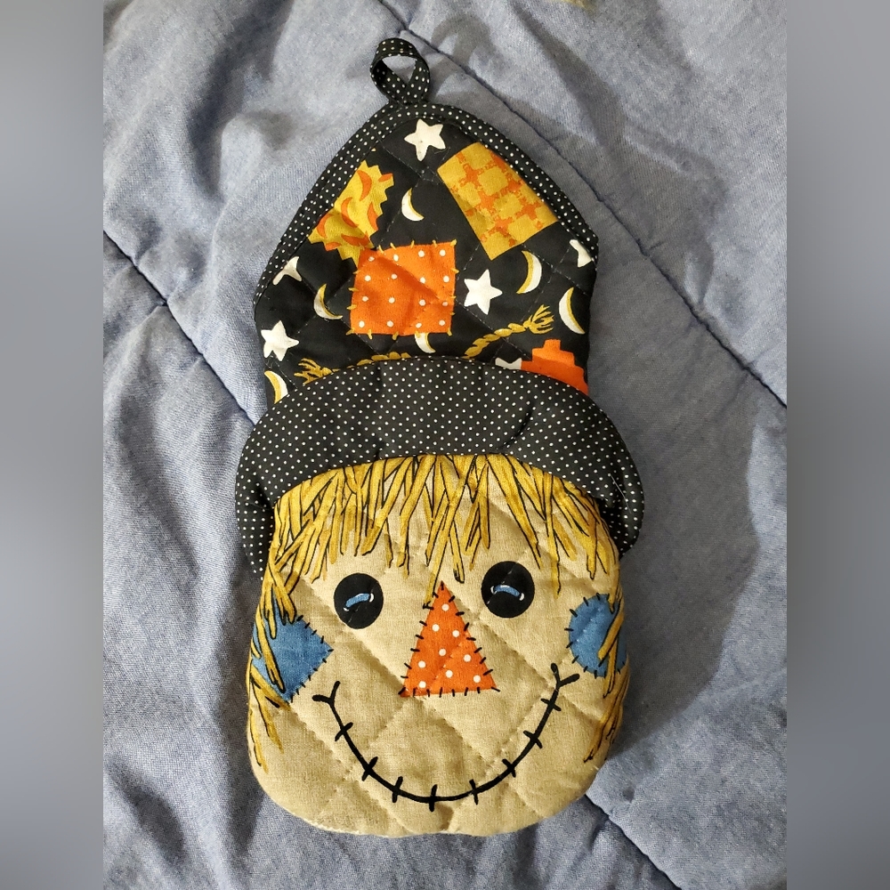 Vintage scarecrow Halloween quilted B&D oven mitt pot holder kitchen 90's euc